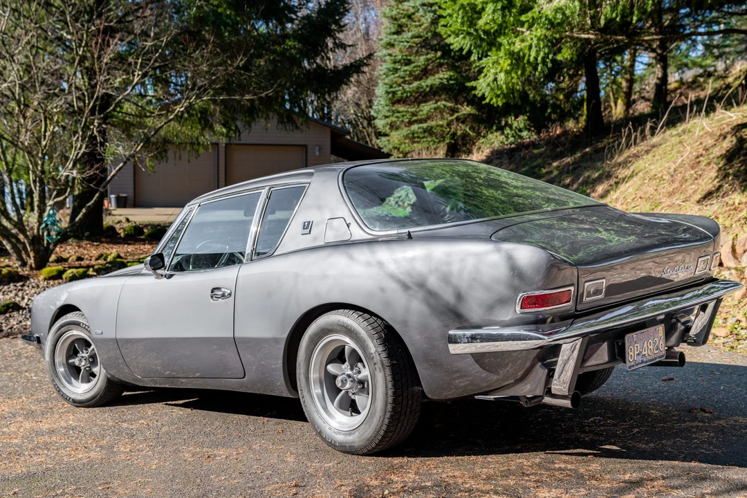 1963 Studebaker Avanti - Image 10 of 31