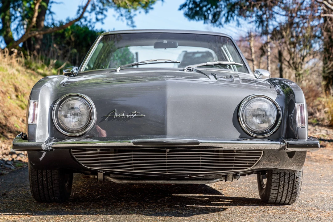 1963 Studebaker Avanti - Image 5 of 31