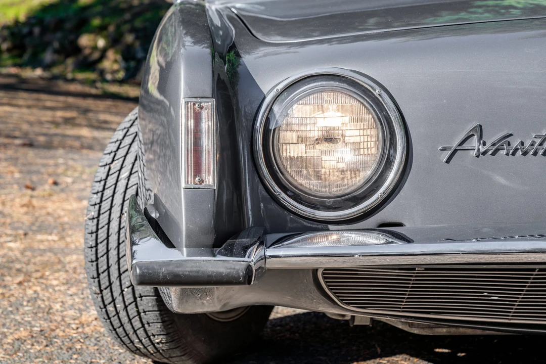 1963 Studebaker Avanti - Image 15 of 31