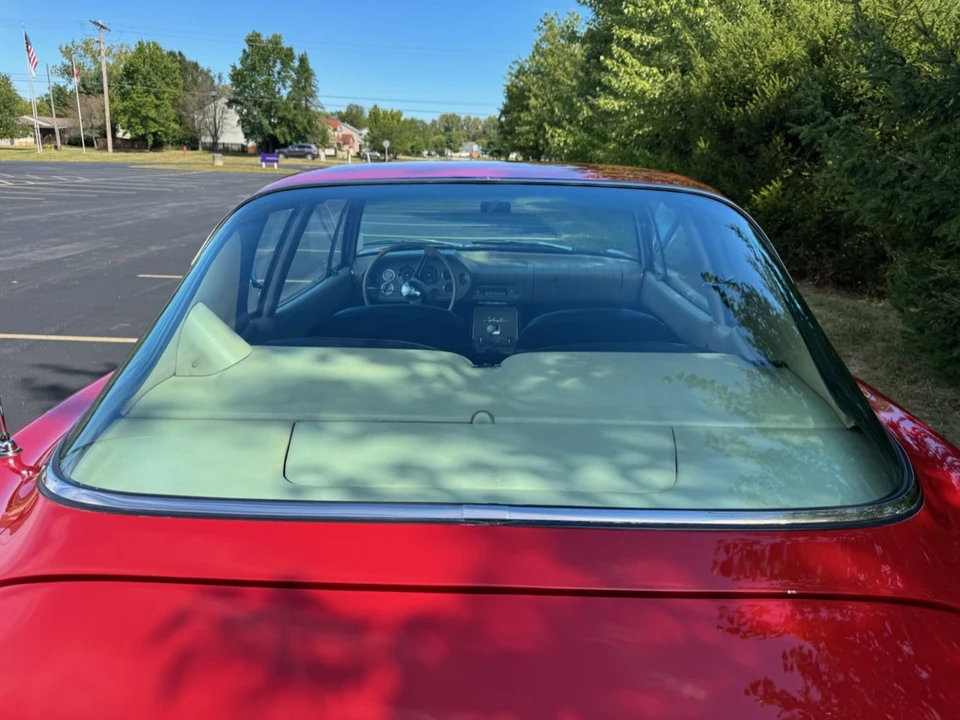 1963 Studebaker Avanti - Image 21 of 31
