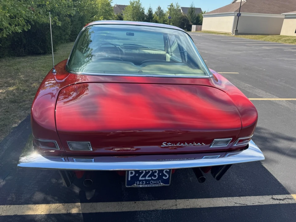1963 Studebaker Avanti - Image 13 of 31
