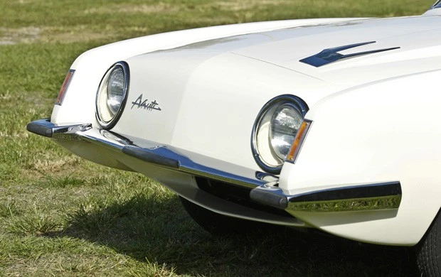 1963 Studebaker Avanti - Image 11 of 12