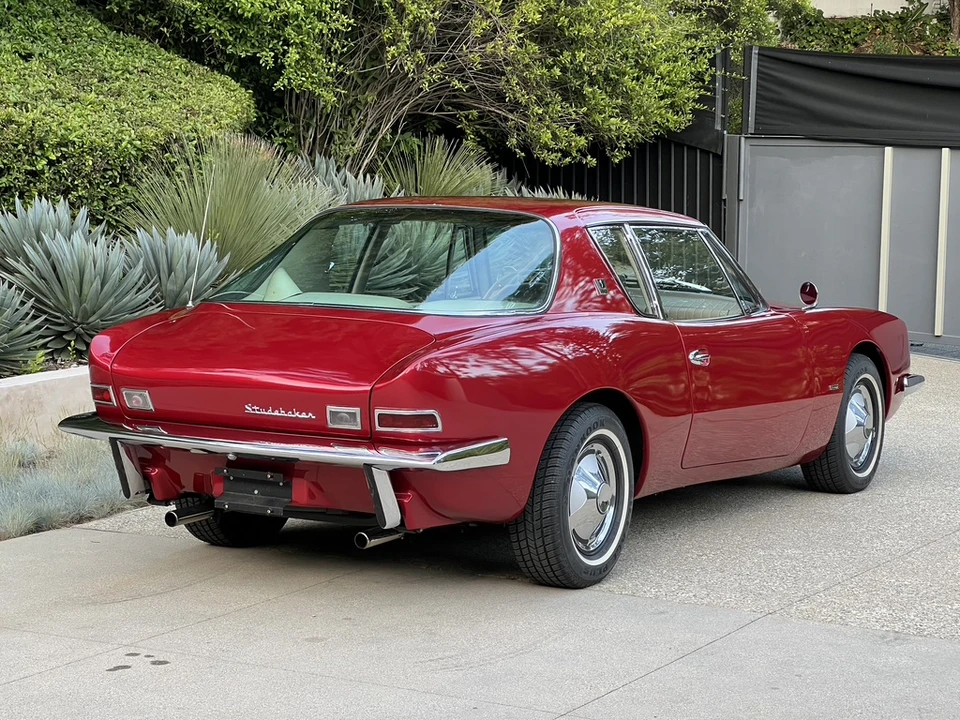 1963 Studebaker Avanti - Image 27 of 31