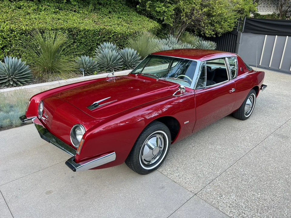 1963 Studebaker Avanti - Image 10 of 31