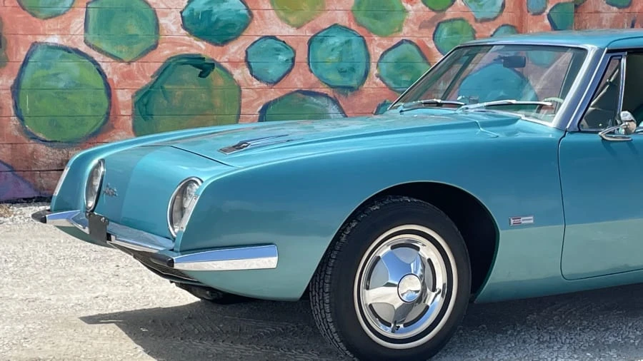 1963 Studebaker Avanti - Image 12 of 13