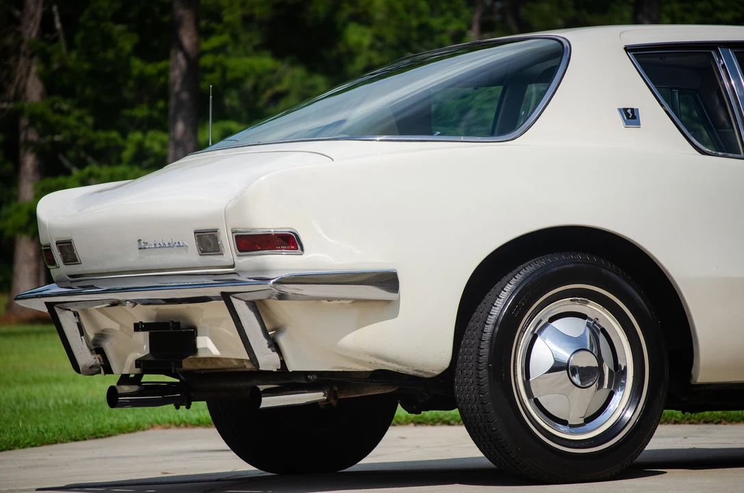1963 Studebaker Avanti - Image 19 of 31