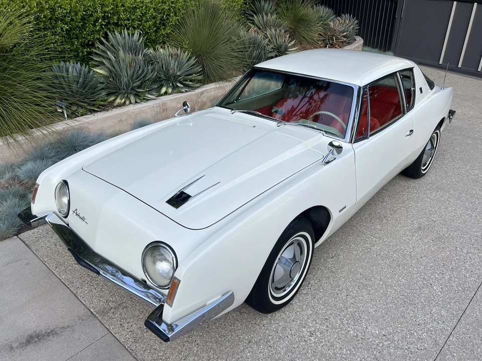 1963 Studebaker Avanti - Image 2 of 31