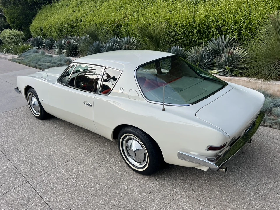 1963 Studebaker Avanti - Image 25 of 31