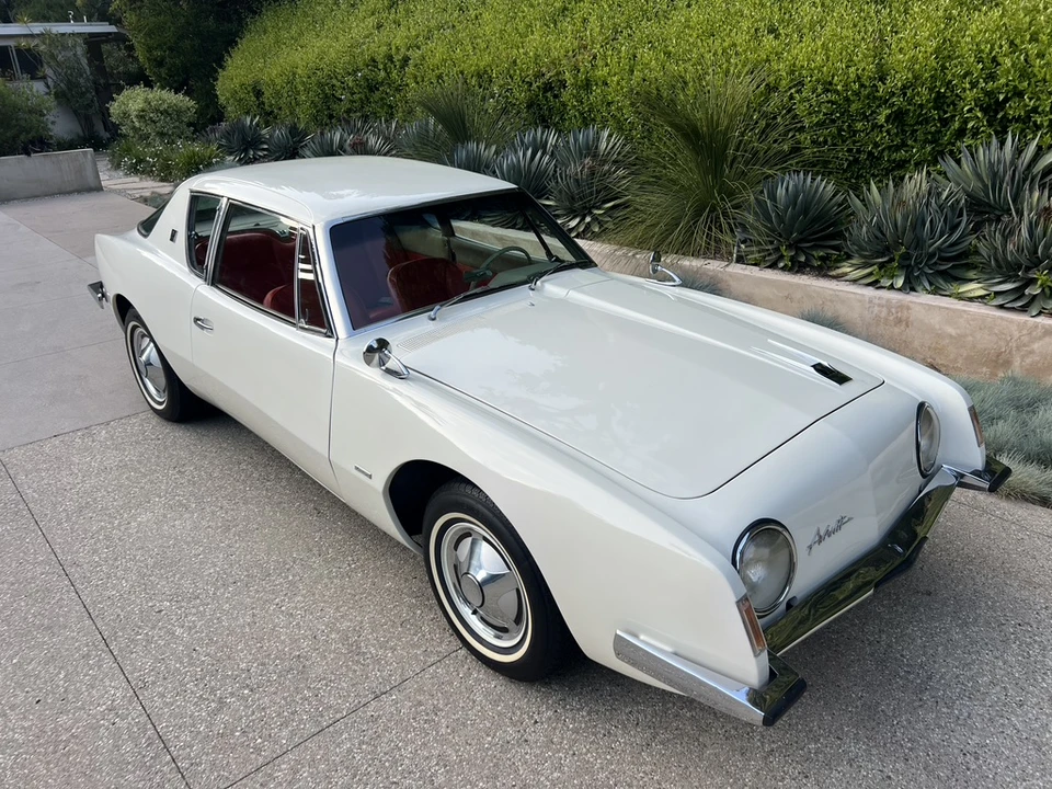 1963 Studebaker Avanti - Image 16 of 31