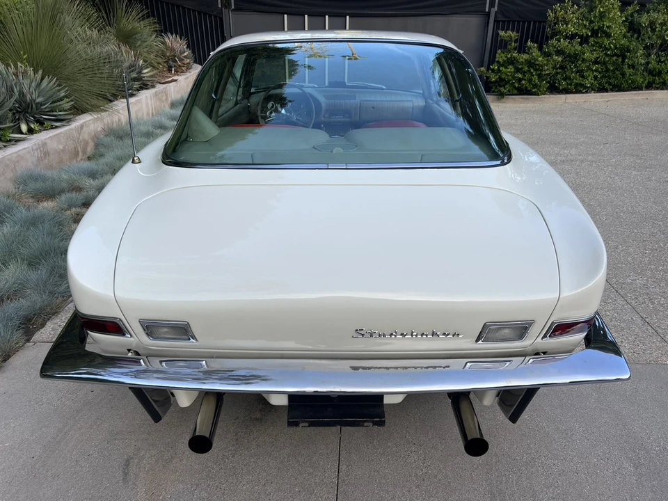 1963 Studebaker Avanti - Image 22 of 31