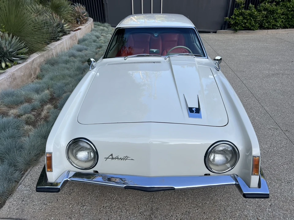 1963 Studebaker Avanti - Image 13 of 31