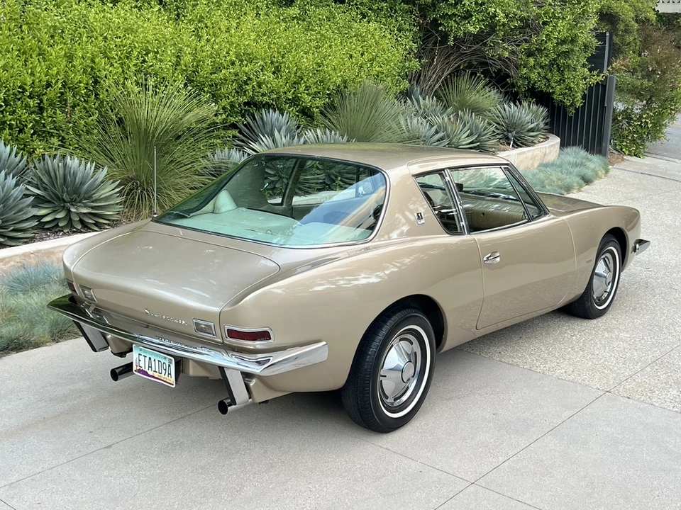 1963 Studebaker Avanti - Image 18 of 31