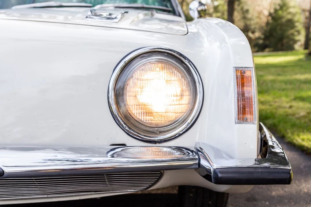 1963 Studebaker Avanti - Image 15 of 31