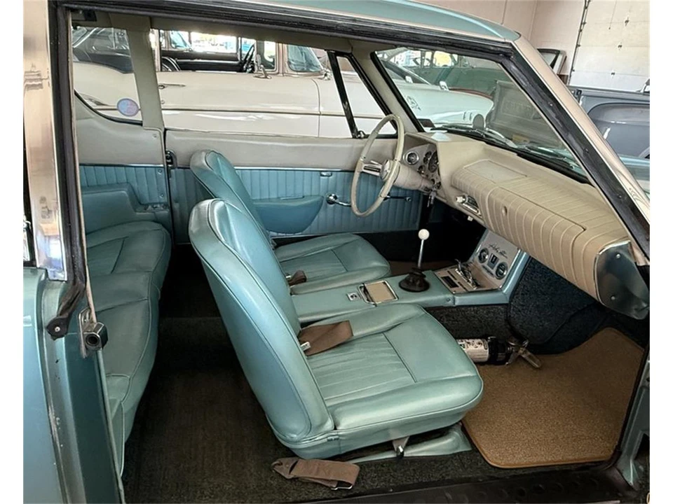 1963 Studebaker Avanti - Image 6 of 9