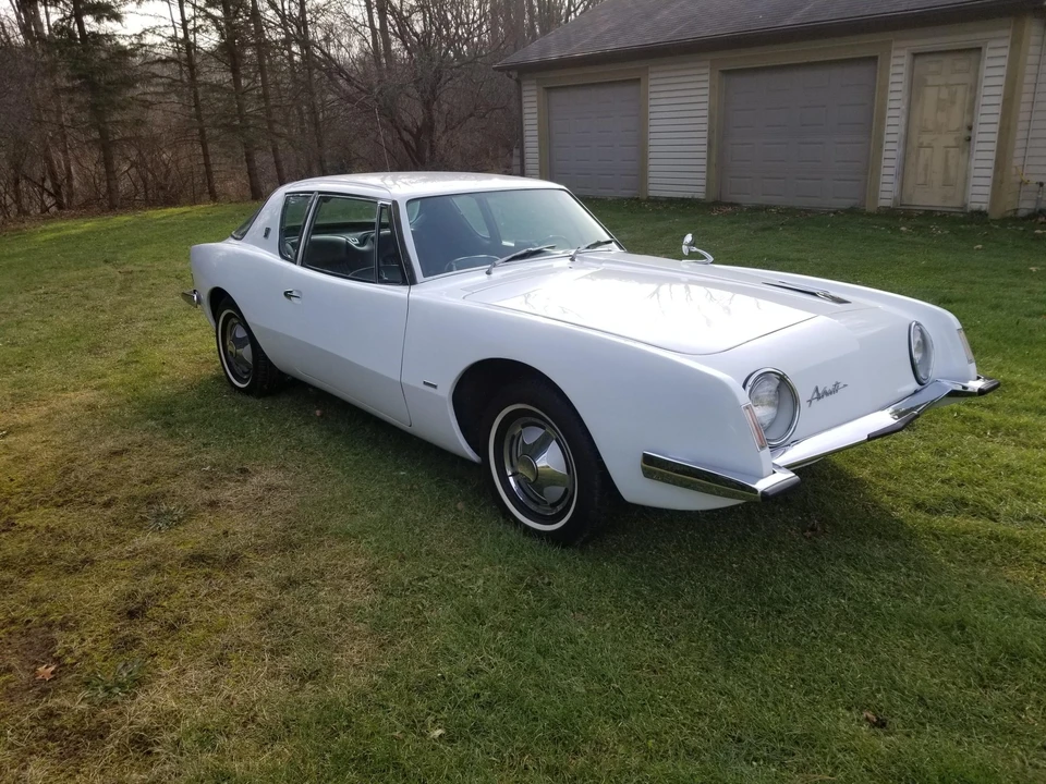 1963 Studebaker Avanti - Image 6 of 31
