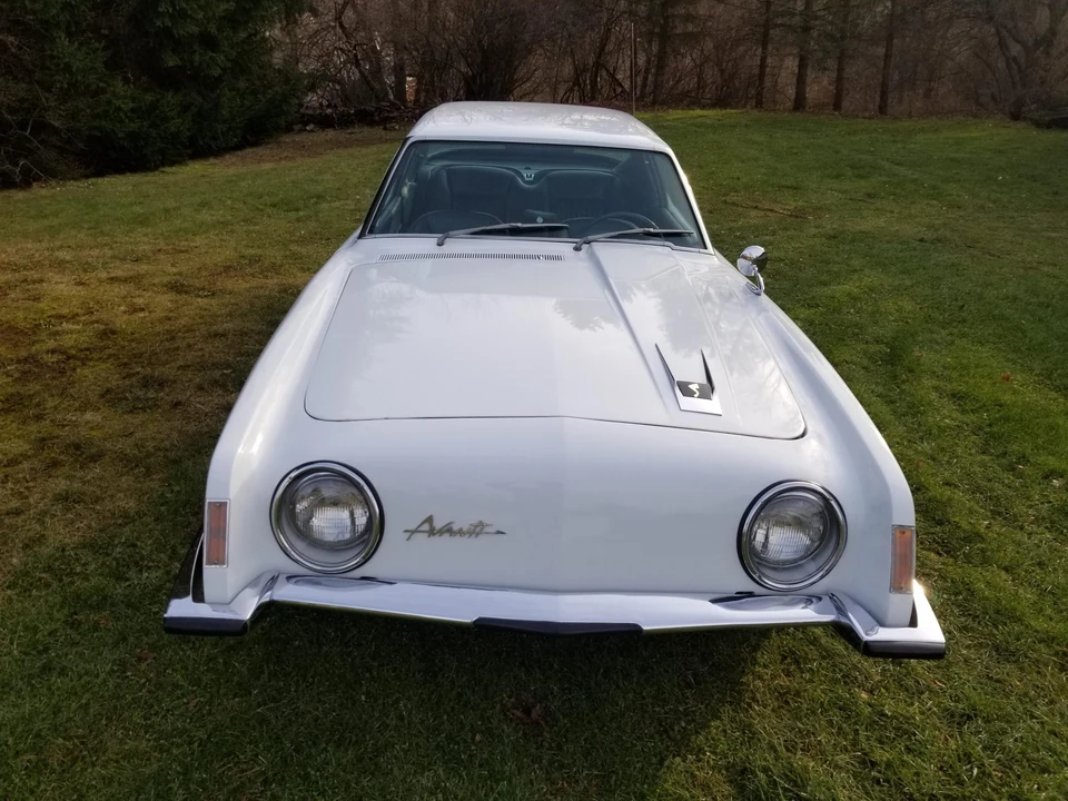 1963 Studebaker Avanti - Image 4 of 31