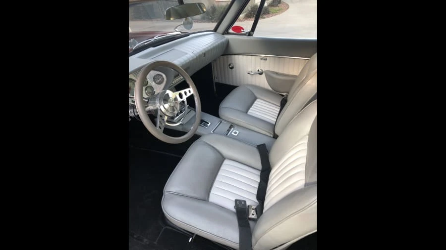 1963 Studebaker Avanti - Image 3 of 9