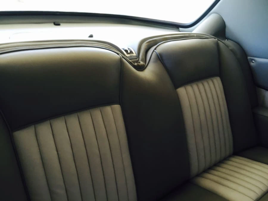 1963 Studebaker Avanti - Image 6 of 9