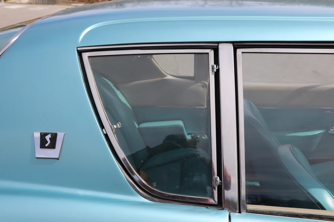 1963 Studebaker Avanti - Image 11 of 31
