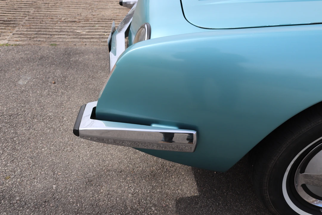 1963 Studebaker Avanti - Image 18 of 31