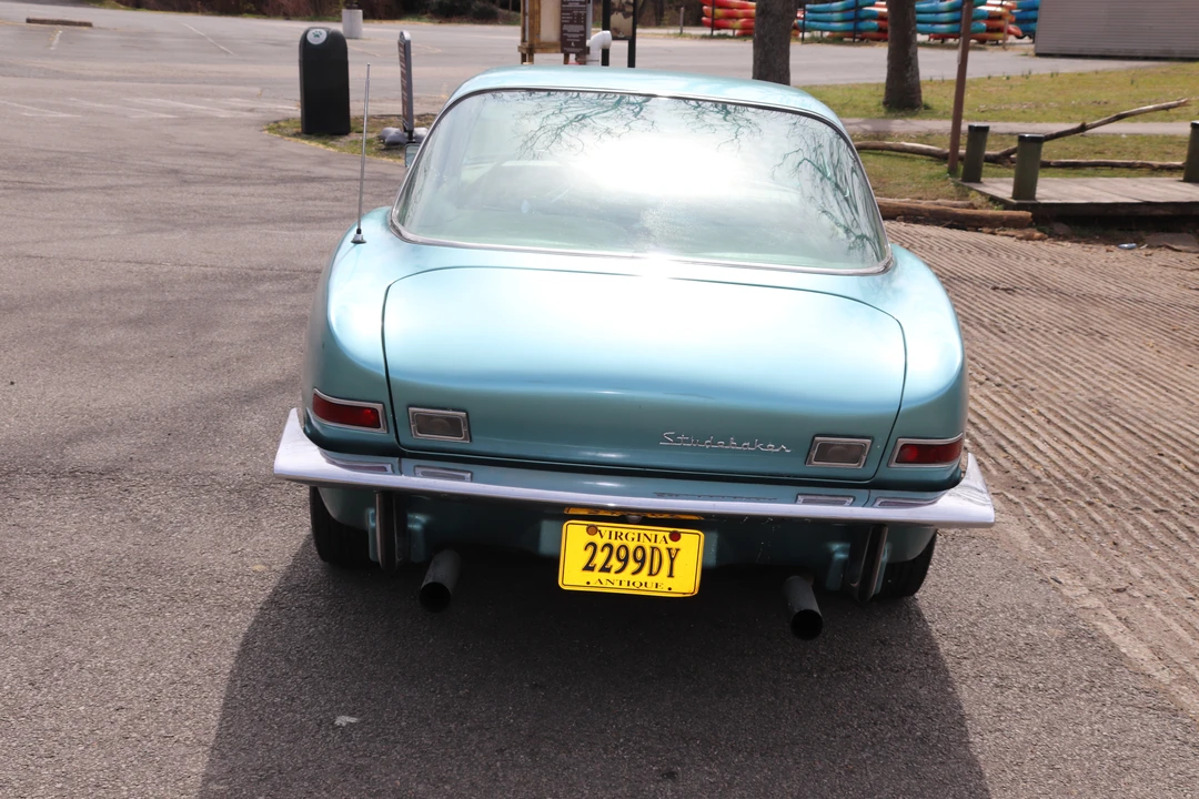 1963 Studebaker Avanti - Image 9 of 31