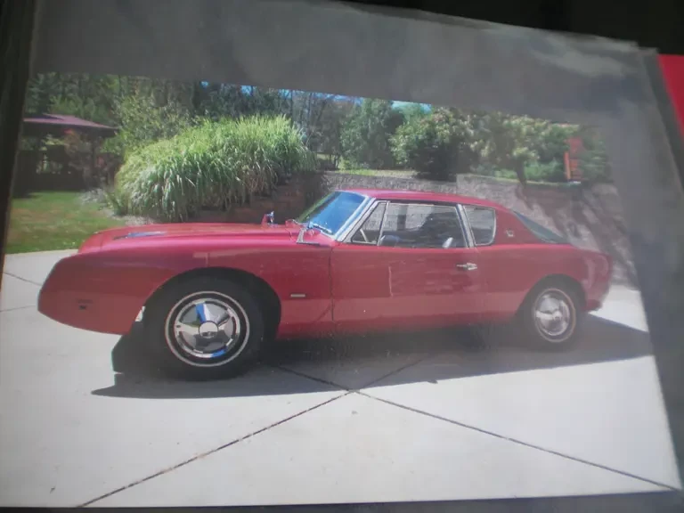 1963 Studebaker Avanti - Image 2 of 2