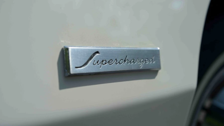 1963 Studebaker Avanti - Image 10 of 12