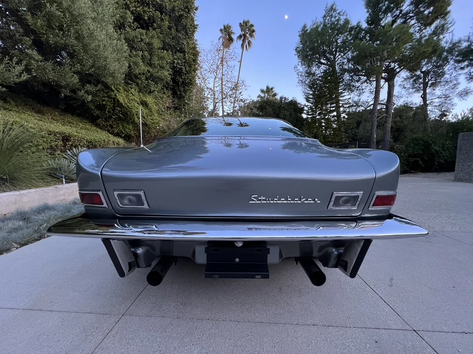 1963 Studebaker Avanti - Image 16 of 31