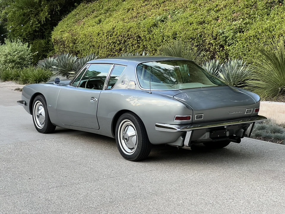 1963 Studebaker Avanti - Image 10 of 31