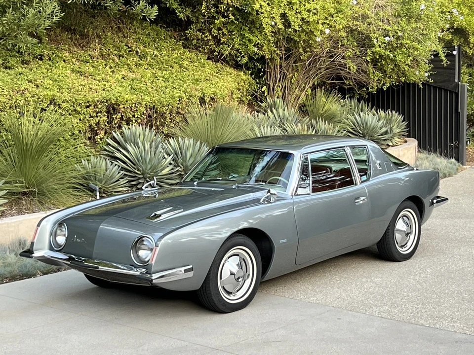 1963 Studebaker Avanti - Image 5 of 31