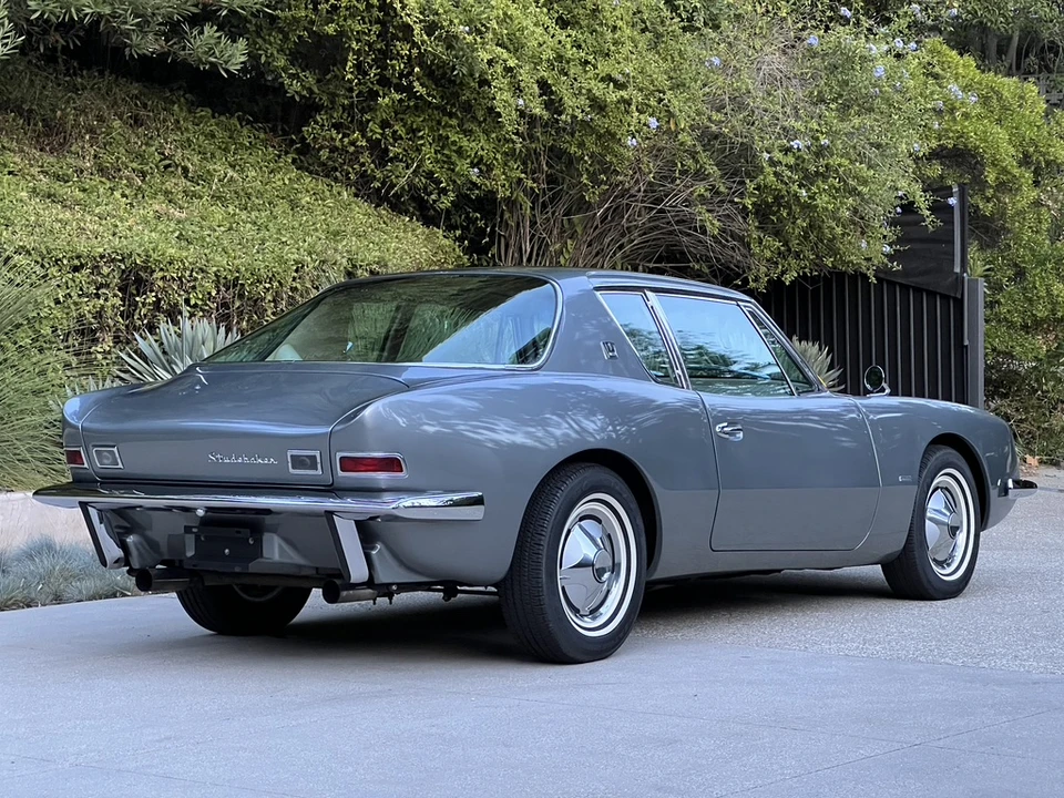 1963 Studebaker Avanti - Image 18 of 31