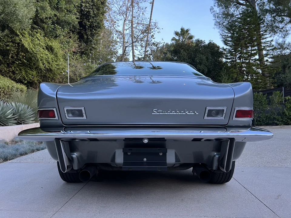 1963 Studebaker Avanti - Image 13 of 31