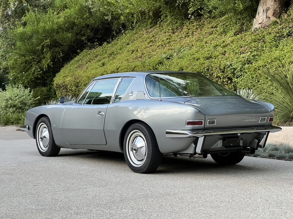 1963 Studebaker Avanti - Image 11 of 31