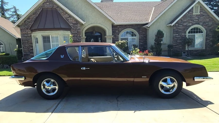 1963 Studebaker Avanti - Image 2 of 13