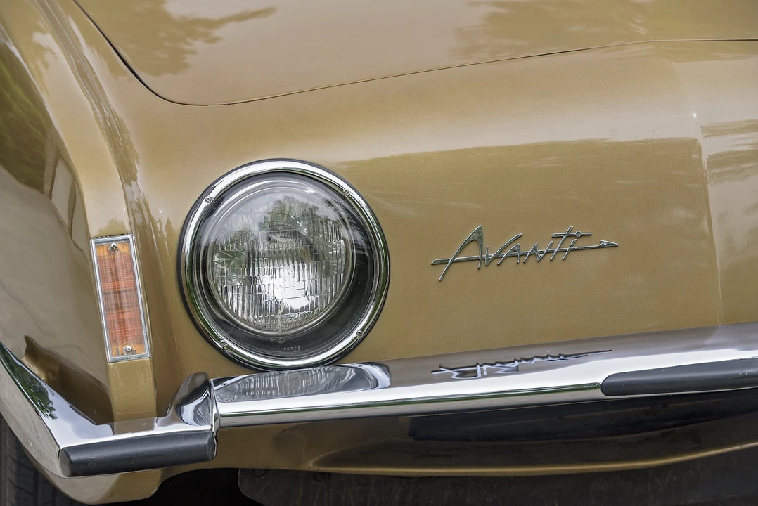 1963 Studebaker Avanti - Image 27 of 31