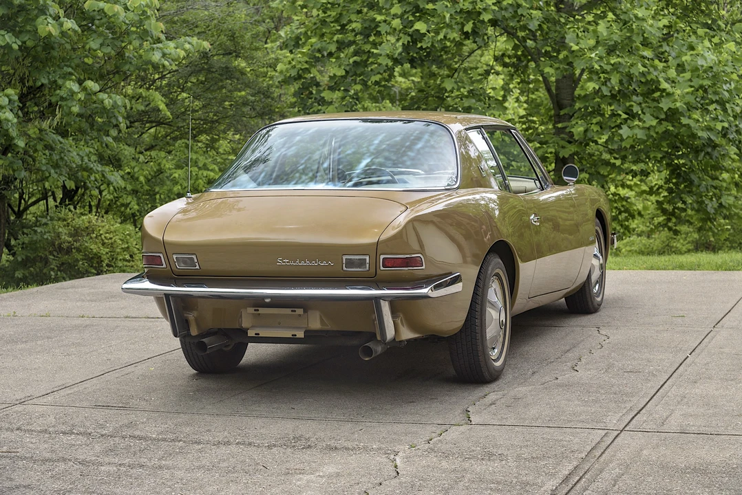 1963 Studebaker Avanti - Image 3 of 31
