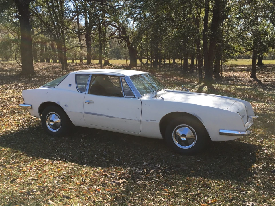 1963 Studebaker Avanti - Image 19 of 31
