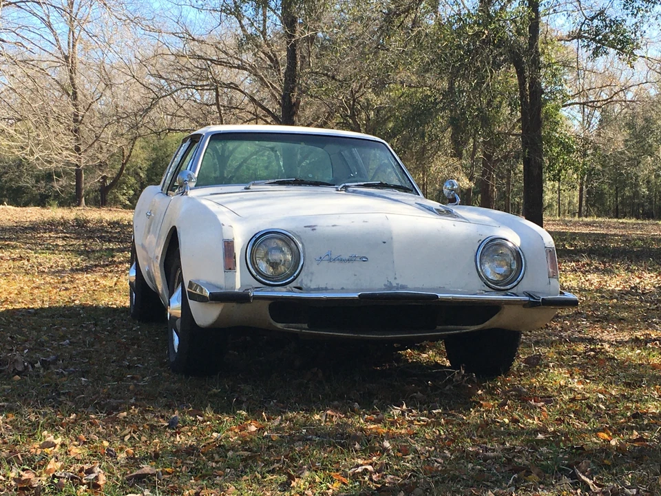 1963 Studebaker Avanti - Image 3 of 31
