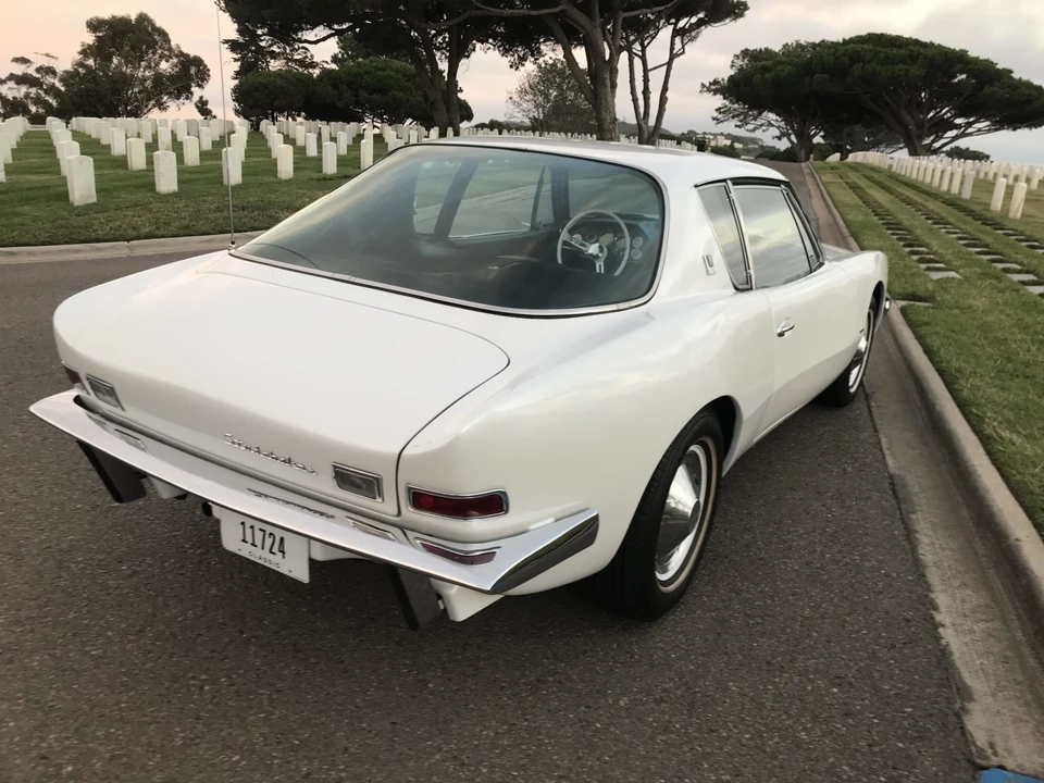 1963 Studebaker Avanti - Image 16 of 31