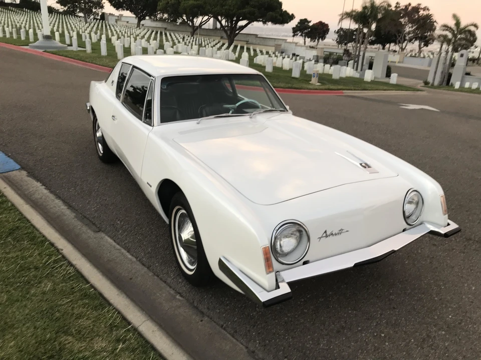 1963 Studebaker Avanti - Image 22 of 31