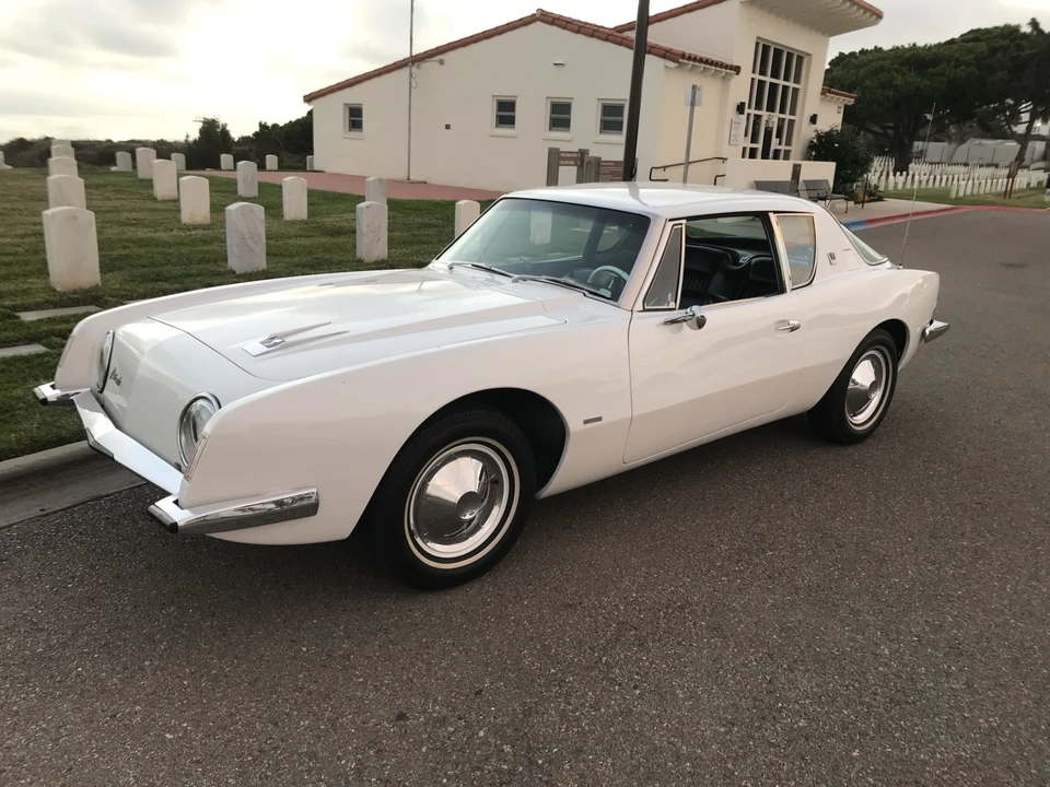 1963 Studebaker Avanti - Image 6 of 31