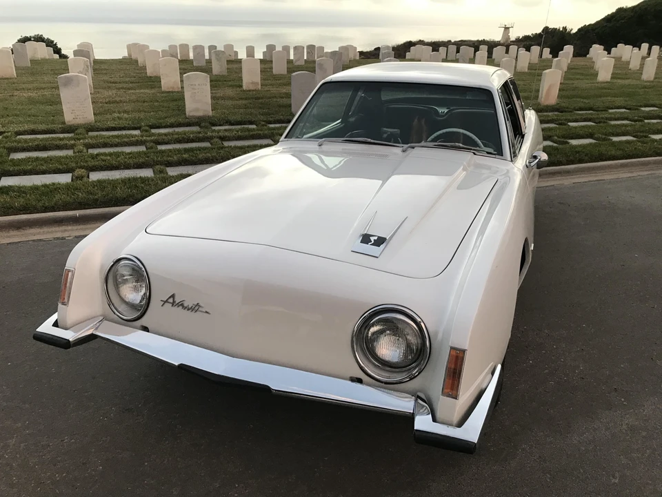 1963 Studebaker Avanti - Image 3 of 31