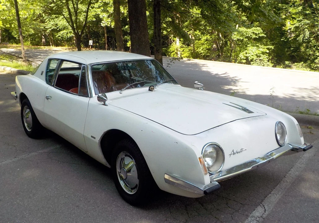 1963 Studebaker Avanti - Image 7 of 31