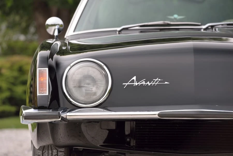 1963 Studebaker Avanti - Image 6 of 31