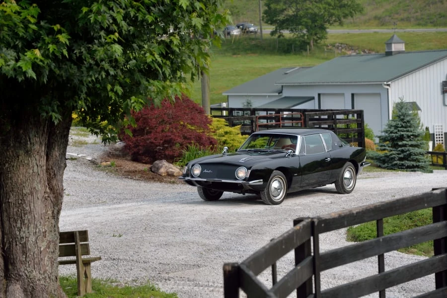 1963 Studebaker Avanti - Image 28 of 31