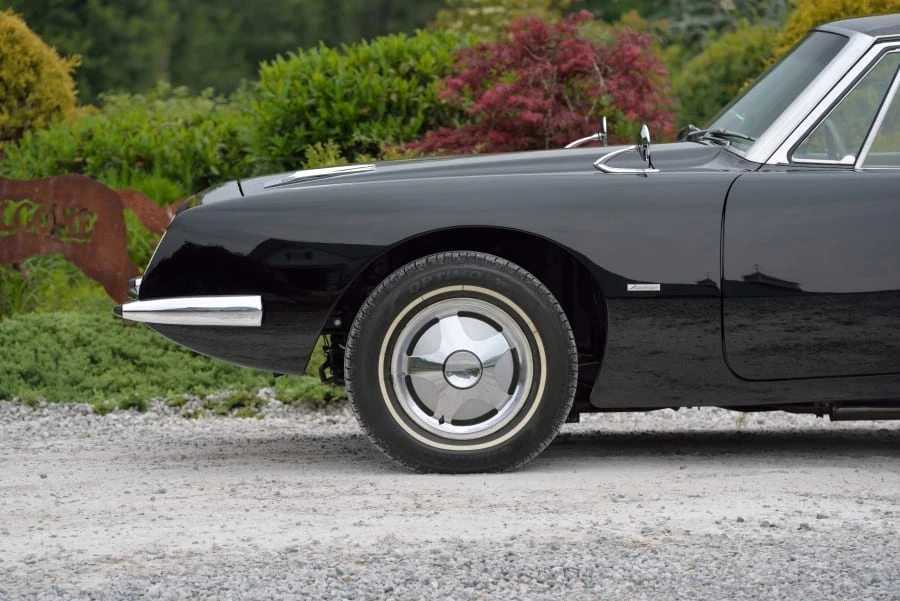 1963 Studebaker Avanti - Image 15 of 31