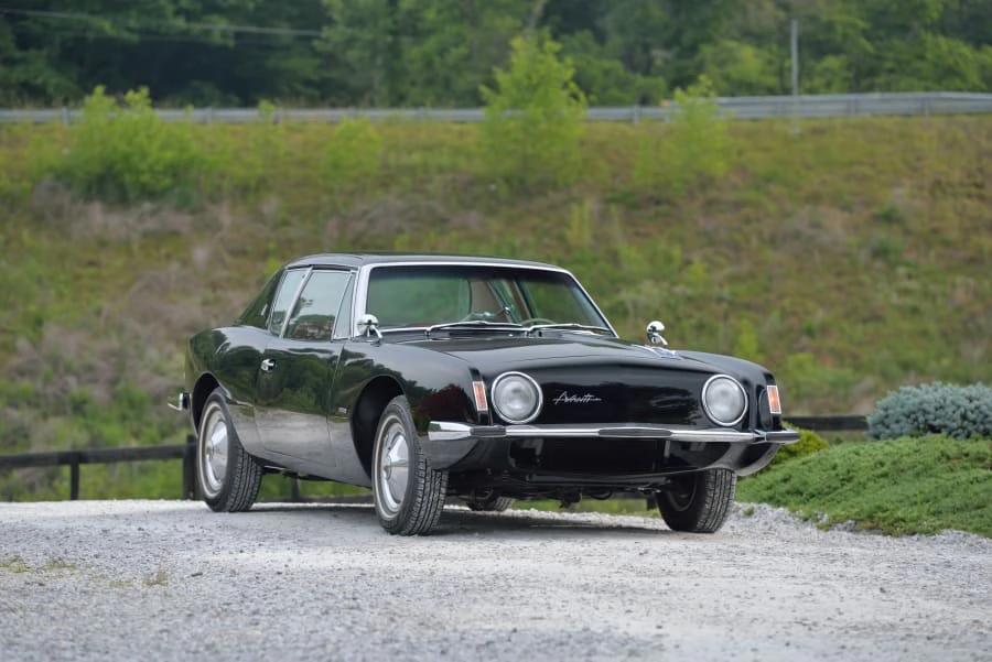 1963 Studebaker Avanti - Image 8 of 31