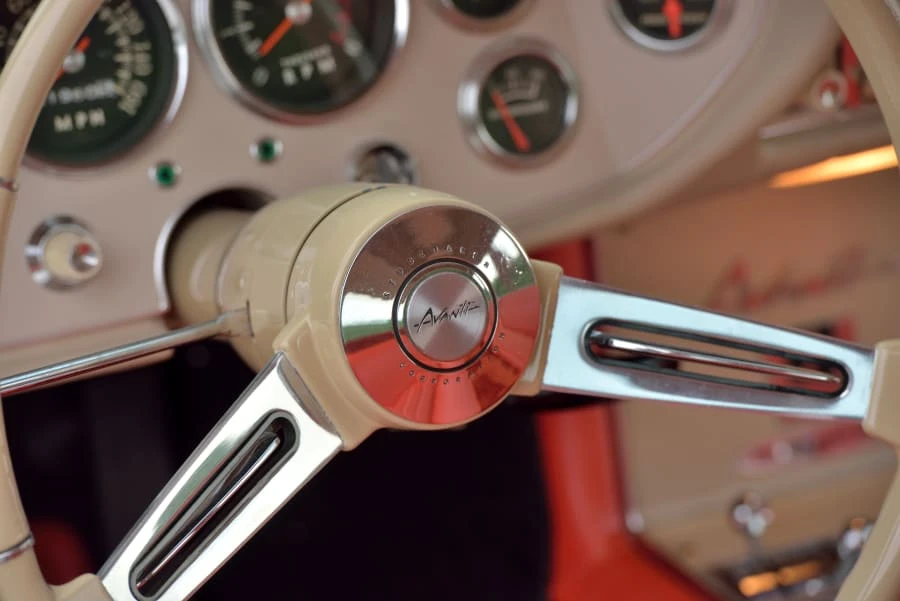 1963 Studebaker Avanti - Image 30 of 31