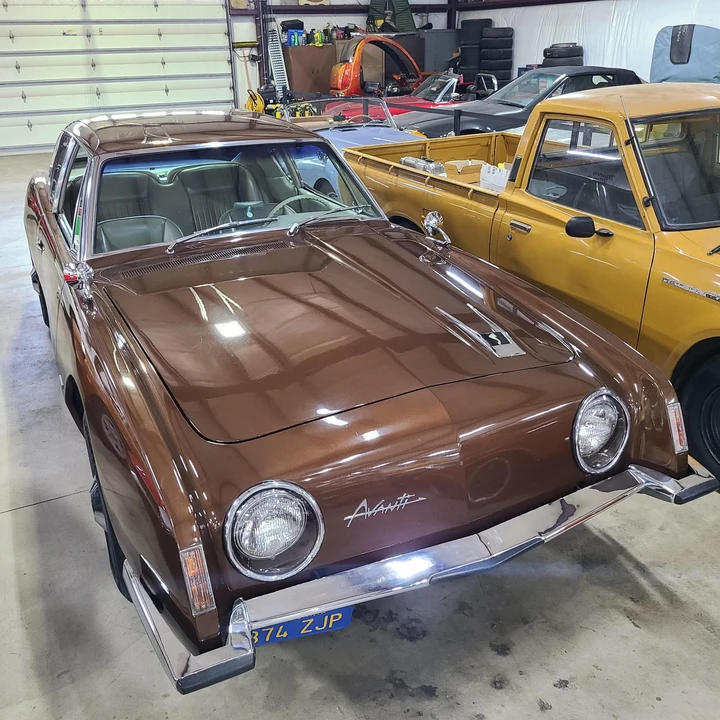 1963 Studebaker Avanti - Image 21 of 31