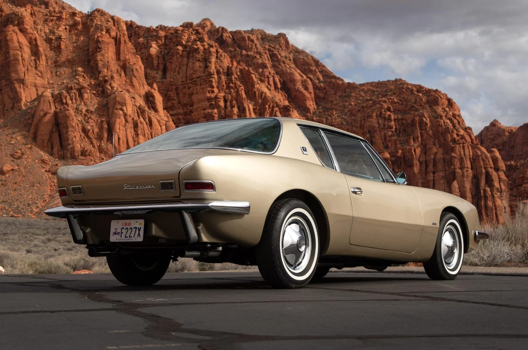 1963 Studebaker Avanti - Image 12 of 31